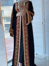 Kashmir Details Black and Golden Floral Embroidered Abaya