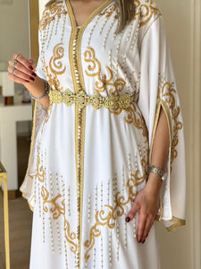 Elegant White Caftan with Open Sleeves